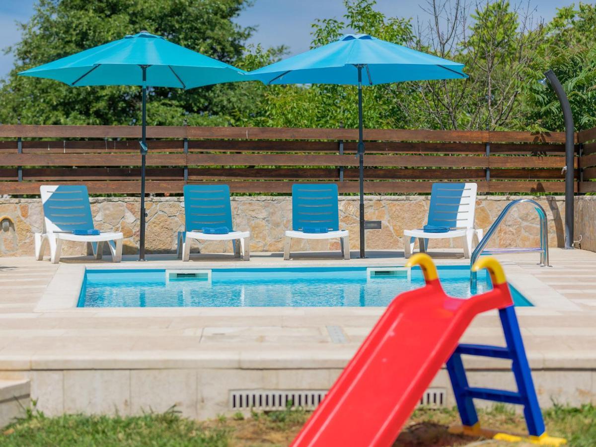 Holiday Home Nikolina - Roj412 By Interhome Sveti Petar u Sumi Buitenkant foto