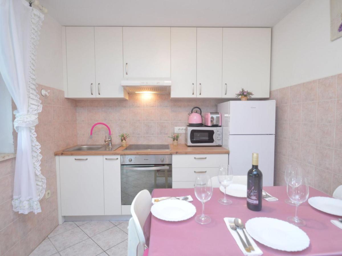 Holiday Home Nikolina - Roj412 By Interhome Sveti Petar u Sumi Buitenkant foto